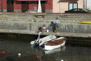 Xtrallusion photo gallery of Italy. Photos, pictures, images and photographs of the Italian Rivieras, the Italian Lakes, the Italian Alps, the Cinque Terre, the Amalfi coast and some of the most beautiful corners of Italy. Plus photos of Italian cities such as Pisa, Milan, Genoa and Rome.